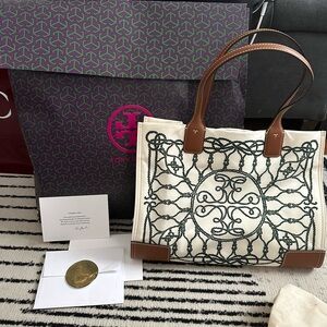 Tory Burch Small Totebag. Never used.